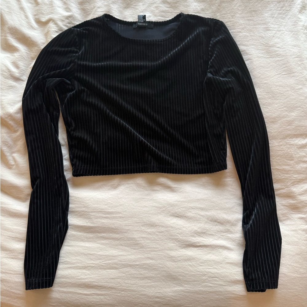 Forever21 cropped long sleeve